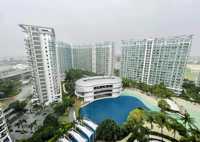 B&t Azure Staycation - Parañaque Hotel *