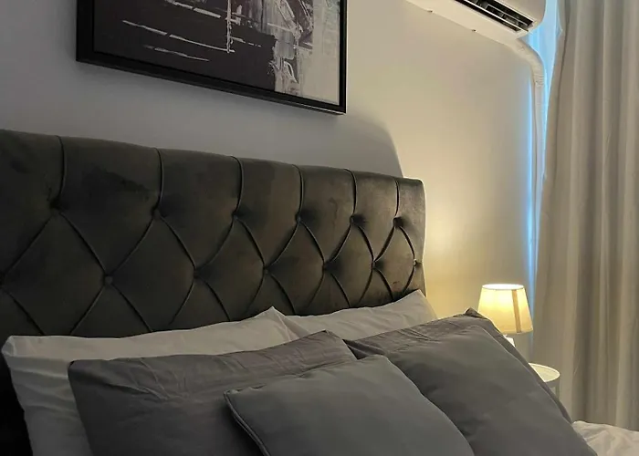 Hotel B&t Azure Staycation - Parañaque Manila